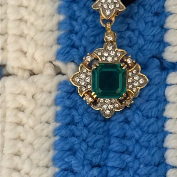 Kenneth Jay Lane Gold and Emerald Green Drop Earrings St Patrick's Day Bling - Picture 12 of 16